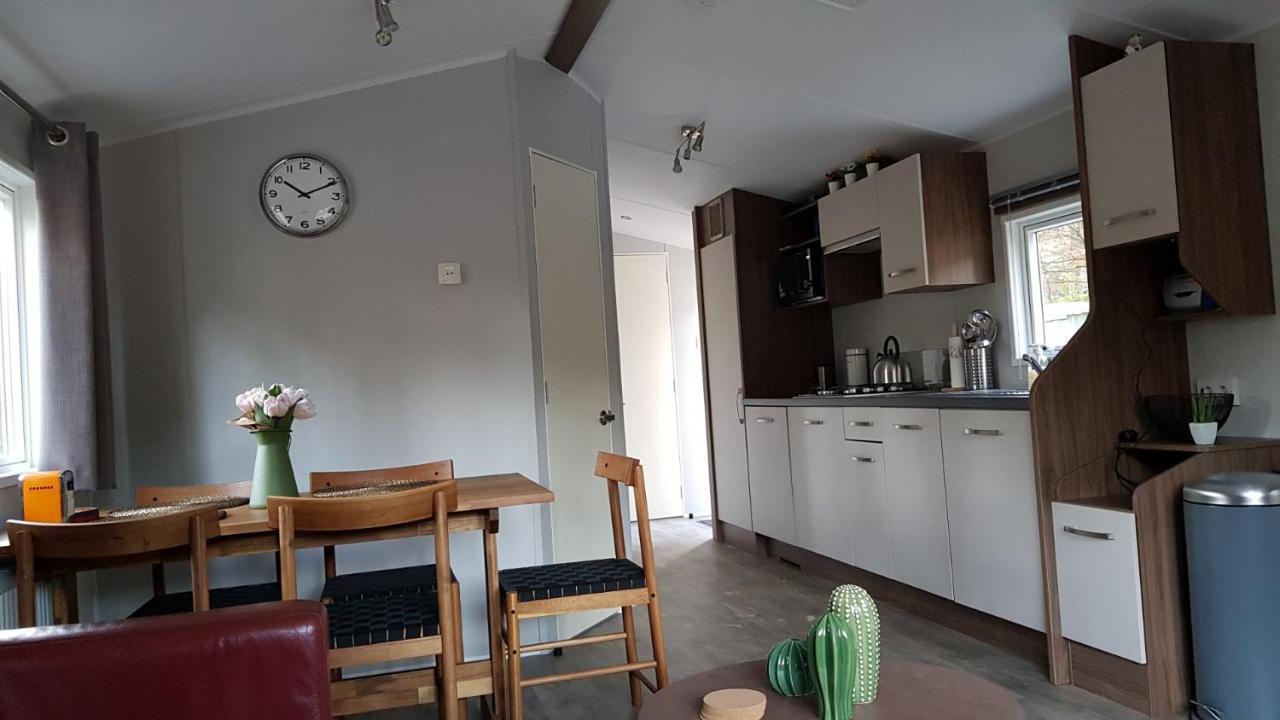 Vakantiehuis ดีเวอร์ ภายนอก รูปภาพ